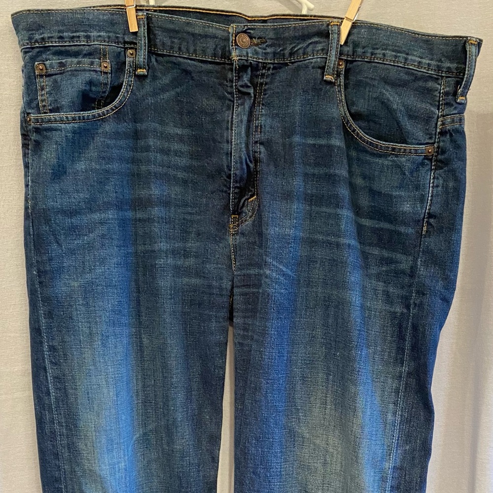 J-4
Men’s Levi’s